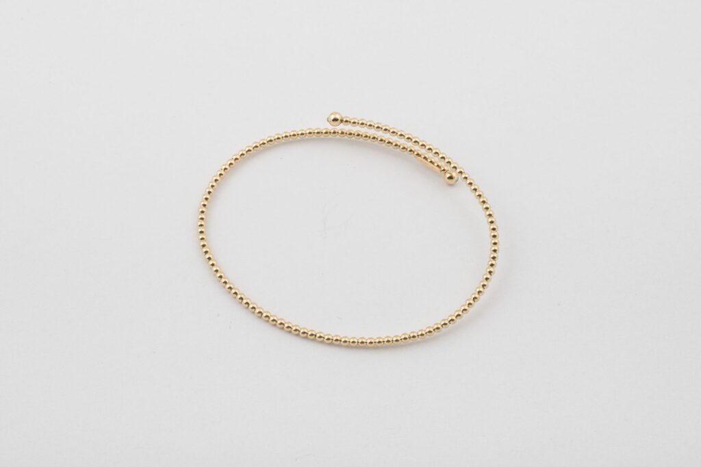 Bracciale Rigido TI Heart di Quadrifoglio SPA in oro giallo 18 carati | Anteprima Collezione 2025